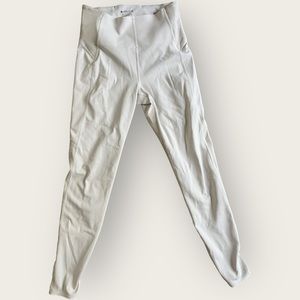 Athleta Stay Fly 7/8 Tight Leggings Women's XS Mesh White Phone Pocket‎ READ! ✅